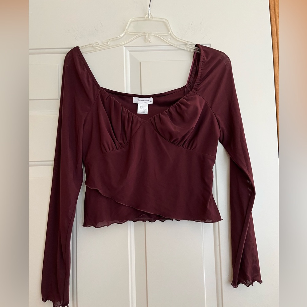 Peasant milkmaid burgundy pull over V neck sheer long sleeve layered top. Medium